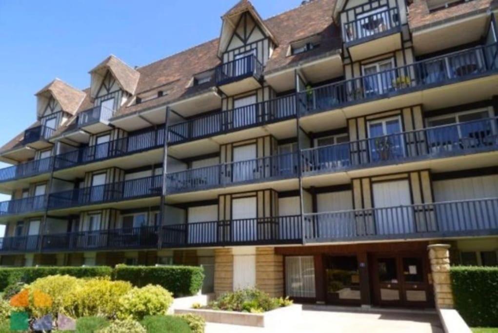 Studio Cosy Bord De Mer Et Centre Ville Pour 4Pers Deauville Bagian luar foto